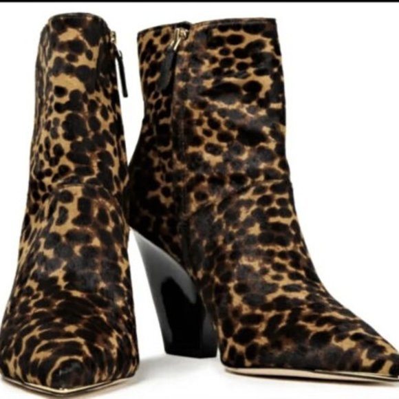 60% OFF! NIB Tory Burch Lila Pointy Toe Real Calf Hair Leopard Booties MSRP $575 - Picture 3 of 6